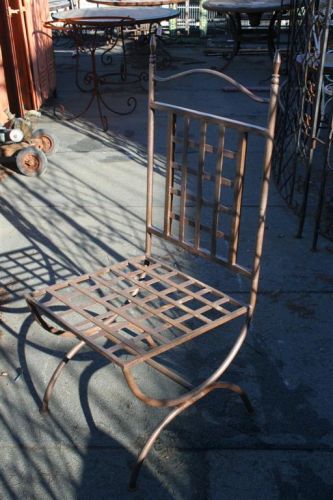 1701 - Sedia in ferro schienale alto.jpg